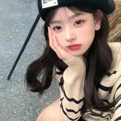 想被拥抱的12个女人